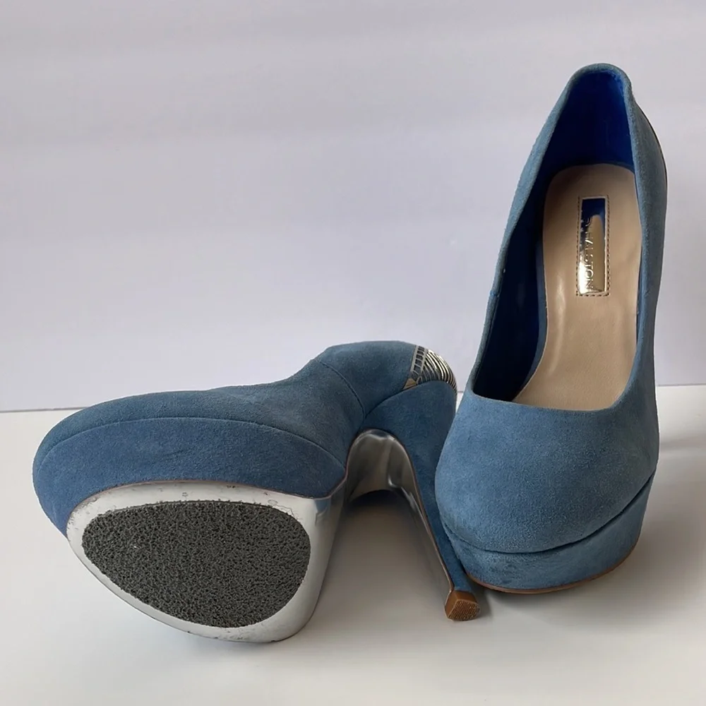 H BY HALSTON. Light blue stiletto heels with silver cage design in women’s sz 6